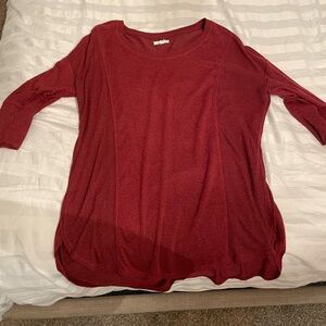 Women’s lightweight sweater